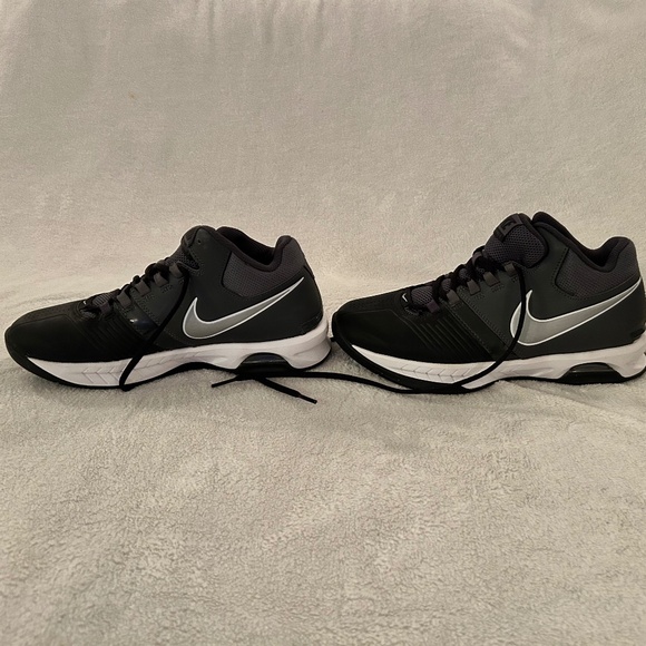 Women's Black Nike Air Visi Pro 5 Basketball Shoes- Size 9 - Picture 2 of 7